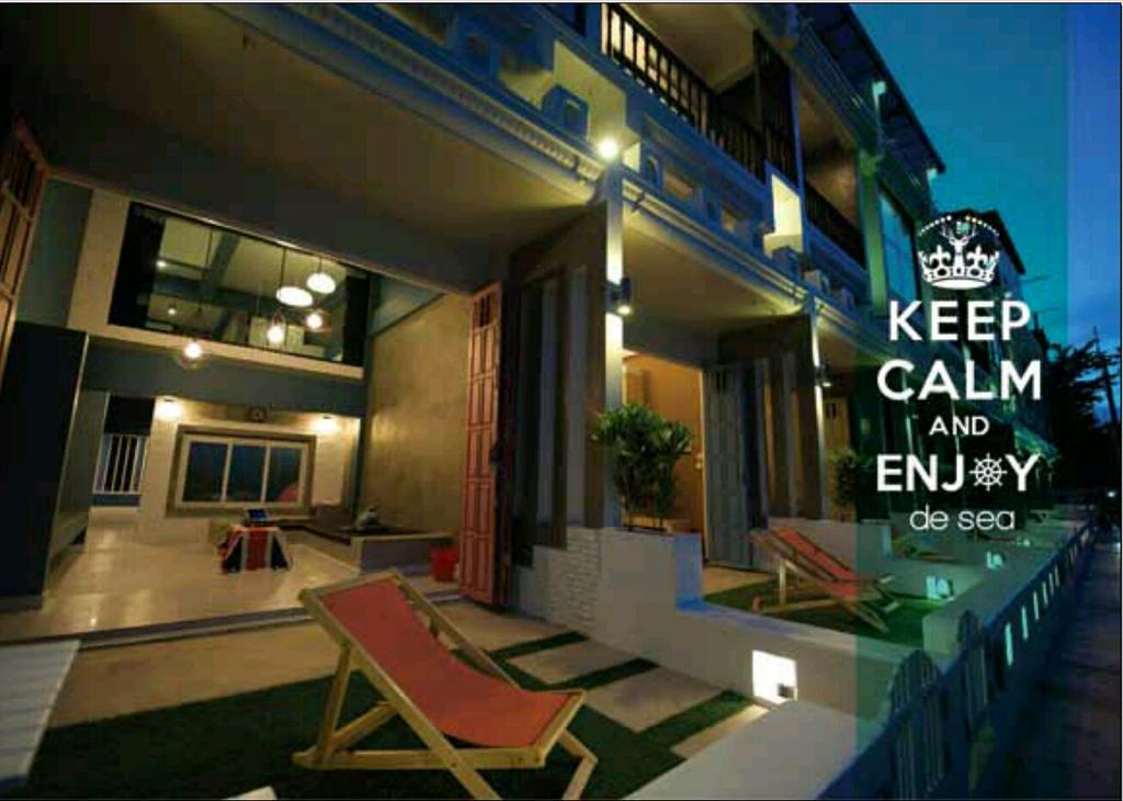 De Sea Almond Hotel Chumphon Exterior photo